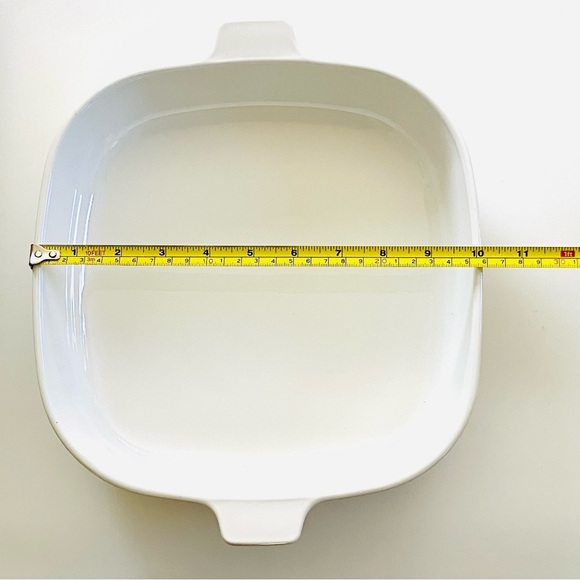 Corningware Browning Skillet- Norelco Microwave - Picture 9 of 10